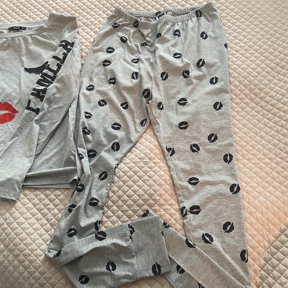 Lips pajamas - Picture 3 of 4